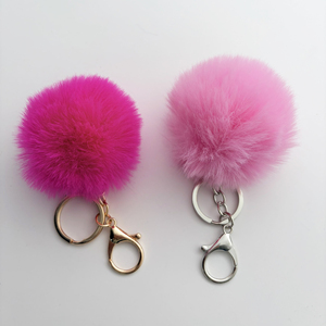 Porte-clés <span class=keywords><strong>Pompon</strong></span> <span class=keywords><strong>en</strong></span> Gros 6cm, Boule de Peluche <span class=keywords><strong>en</strong></span> Fausse <span class=keywords><strong>Fourrure</strong></span> de Lapin, Porte-clés <span class=keywords><strong>Pompon</strong></span> <span class=keywords><strong>en</strong></span> Peluche - Product Image 4