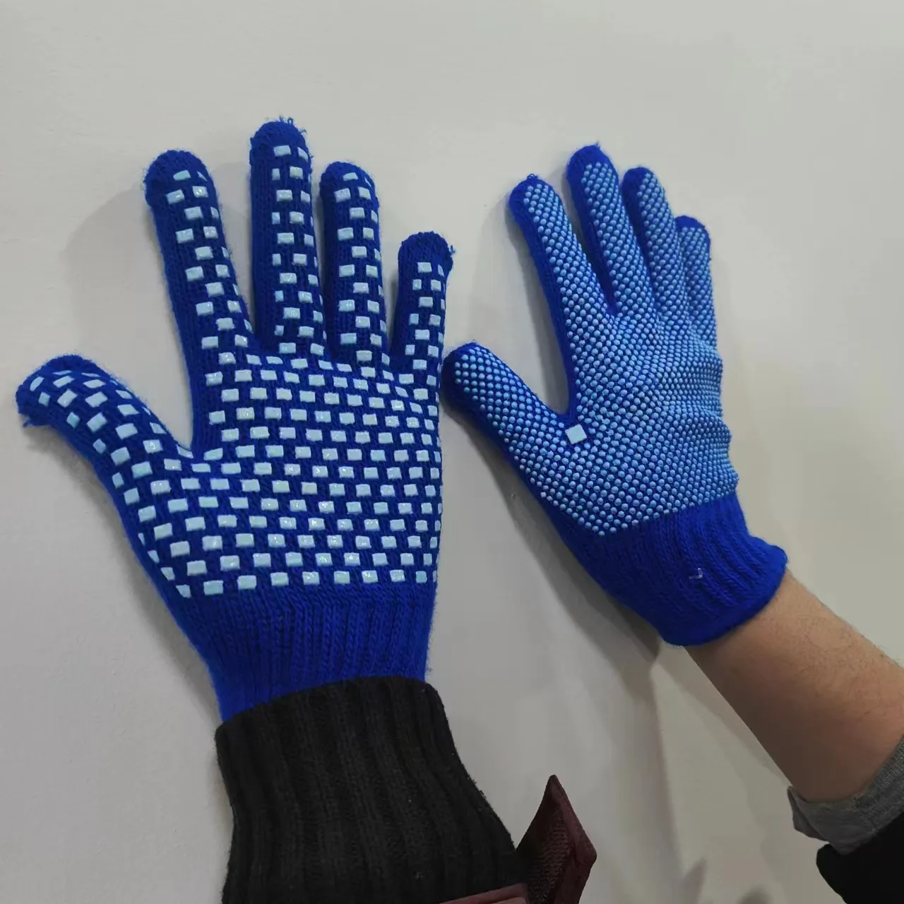 Hot Selling Cotton knitted with pvc double dotted winter warm gloves