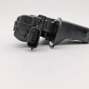 Serrure de coffre hayon 905039428R pour <span class=keywords><strong>Renault</strong></span> Captur Clio IV Fluence <span class=keywords><strong>Megane</strong></span> scénic Twingo II Nissan x-trail 4671855110 846307169R - Product Image 4