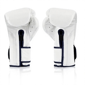 นวมชกมวยไทย Fairtex สีขาว หนังวัวแท้ สำหรับผู้ใหญ่ แบบรัดตีนตุ๊กแก ปิดนิ้วเต็มรูปแบบ ระบายอากาศได้ดี ซับเหงื่อ - Product Image 3