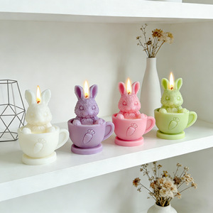 Vela aromática con forma de conejo en taza, vela de cera de soja 3D con conejito en taza para decoración de mesa de Pascua, regalo para fiestas. - Product Image 2