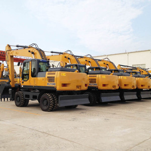 Excavadora de Ruedas Marca XE210WB de 21t con Cucharón Inclinable - Product Image 3