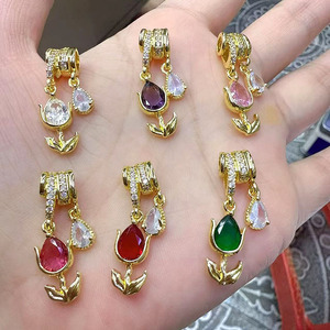 CZ9402 Dijes Colgantes de Flor de Tulipán y Lágrima de Circonita con Esmalte y Baño de Oro de 18k, Compatibles con Pulseras de Estilo Europeo - Product Image 2