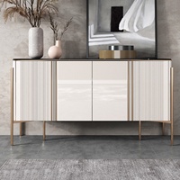 Buffet à panneaux moderne de luxe et léger à l'italienne pour salon Armoire à thé laquée Rangement d'entrée Dessus en bois et marbre