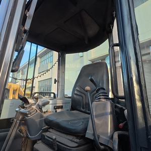 Offre Spéciale – Mini-Excavatrice Hydraulique d'Occasion Yanmar ViO55, 5 Tonnes de Poids en Service, Bon État, Moteur et Pompe d'Origine - Product Image 5