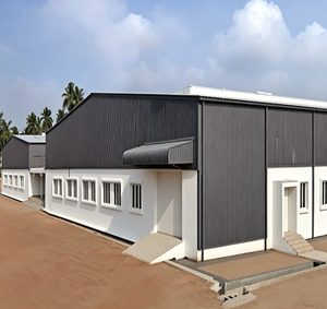 ออกแบบโรงงานอุตสาหกรรมสมัยใหม่ โกดังสำเร็จรูปโครงสร้างเหล็ก I-Beam ขนาดใหญ่ โรงงานโครงสร้างเหล็กช่วงกว้าง - Product Image 1
