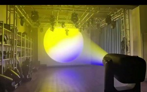 Faro LED 4in1 con Funzioni Spot, Wash, Framing e Zoom per Bar, Feste, Night Club, Concerti, Eventi, DJ, Discoteche, Teatri - Product Image 5
