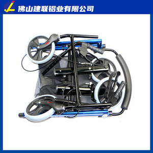 Déambulateur pliable léger à quatre roues avec siège et freins pour l'aide à la mobilité et les courses - Product Image 4