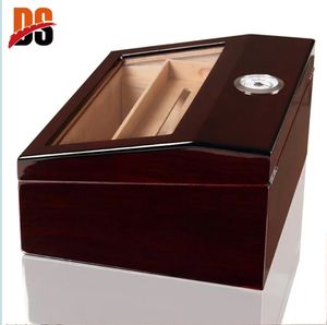 Humidor Portátil de Madera de Cedro Español para Cigarros, Ecológico, con Acabado Lacado Único, Venta al Por Mayor - Product Image 3