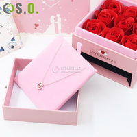Coffret cadeau fleur rose fleurs éternelles bijoux bague pendentif collier boîte cadeau pour maman petite amie femme
