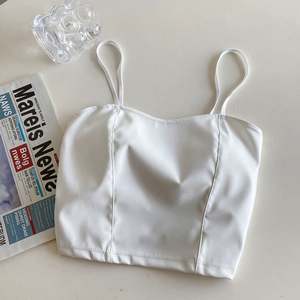 Top de tirantes con espalda hermosa para mujer, ajustado, corto, con copas fijas y almohadillas en el pecho, para usar como prenda exterior o interior. Z0990 - Product Image 4