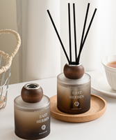 Diffuseur de parfum en bois de qualité supérieure, fabrication OEM |   Parfum longue durée, éliminateur d'odeurs pour salle de bain, ornement parfumé d'intérieur pour la maison, coffret cadeau