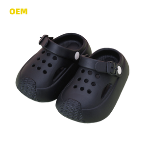 Zapatillas personalizadas para niños y niñas, último modelo de escándalo plano con agujero grande, plantilla EVA de diseño antideslizante suave para jardines y niños - Product Image 4