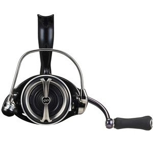 Moulinet spinning <span class=keywords><strong>Daiwa</strong></span> <span class=keywords><strong>TATULA</strong></span> 5KG Max Drag 7+1BB pour gaucher, eau douce, polyvalent pour la pêche au bar et au mandarin. - Product Image 4
