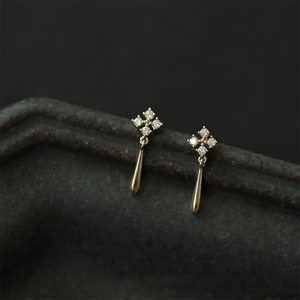 CANNER Boucles d'oreilles clous en argent sterling 925, motif flocon de neige simple, pour femme, avec cristaux pavés et pampilles goutte d'eau, bijoux en or 18 carats - Product Image 3
