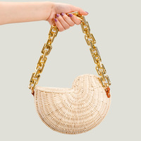 Sac à bandoulière en métal pour femmes, sacs de plage à chaînes Boho, sacs à bandoulière en rotin tissé à la main bohème pour filles