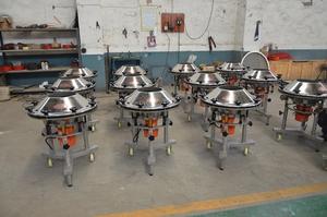 <span class=keywords><strong>Machine</strong></span> de filtrage de criblage de liquide à un pont Séparateur de peinture à boue céramique à haute fréquence - Product Image 5