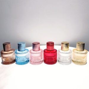 Popular 30ml50ml Refillable <b>Screw</b> Glass Perfume Bottle with Vertical Stripes for Cosmetic Use - Product Image 4