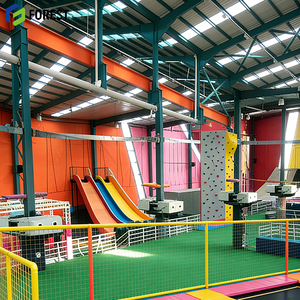 Proveedor de Zonas de Juego con Estructura de Acero para Trampolines, Solución Duradera, Aprobado por TUV, Acolchado de Seguridad Moderno - Product Image 1