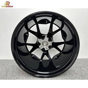 Jantes de voiture forgées personnalisées avec revêtement en carbone forgé pour Lambo URUS 20 pouces 21 pouces 22 pouces 23 pouces 24 pouces - Product Image 5