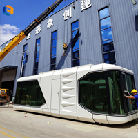 Hôtel créatif en capsule, grand espace, cloison fonctionnelle claire, conception modulaire, peut être facilement soulevé et transporté