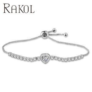 RAKOL BP2140 Bijoux tendance Tennis en forme de cœur Bracelet ajustable en plaqué or avec cristaux de zircon - Product Image 4
