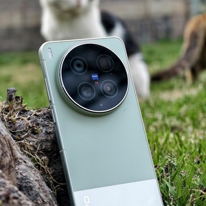 Smartphone VI VO X300 Ultra con Buena Cámara, Pantalla de 6.82'', Snap Dragon 8 Elite Gen 5, 7000mAh, 100W, 200MP, ZEI SS, 4K, 120fps, 5G - Product Image 4