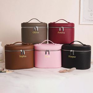 Custom Professional Fashion Large Capacity Waterproof Portable <b>Cosmetic</b> <b>Case</b> Zipper Closure Soft Handle Black PU Travel Makeup - Product Image 3