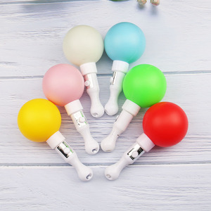 LED Música Mão Shakers Diversão Piscando Pandeiros Multi-cor Piscando Brinquedos Neon Sensorial Shaking <span class=keywords><strong>Toy</strong></span> para Fontes Do Partido - Product Image 3