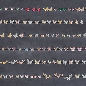 Petit Piercing <span class=keywords><strong>Femme</strong></span> Or 18k Laiton Métal Bijoux Doux Papillon <span class=keywords><strong>Oreille</strong></span> Os Clous Femelle Couleur Petit Animal Boucles <span class=keywords><strong>d</strong></span>'Oreilles Clous - Product Image 3