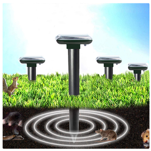 Repelente Ultrasónico Solar para Gophers, Marmotas, Topos, Serpientes, para Exteriores, Granjas y Jardines - Product Image 1
