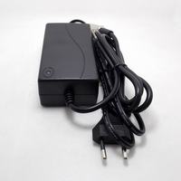 Chargeur de batterie 8,4 V 4A 5A 60W pour batterie lithium-ion / polymère de lithium rechargeable 2S 7,2 V 7,4 V 4A 5A