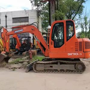 Miniexcavadora Usada DOOSAN DH70-7 de Alta Calidad, Excavadoras de Segunda Mano de 7 Toneladas DOOSAN DH35 DH55 DH60 DH80 en Stock para la Venta - Product Image 1