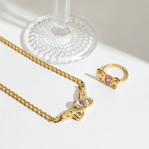 Collar con Colgante de Mariposa, Chapado en Oro de 18K, Acero Inoxidable, Zirconia Rosa con Engaste en Bisel, Joyería de Moda para Mujer, Regalo - Product Image 2