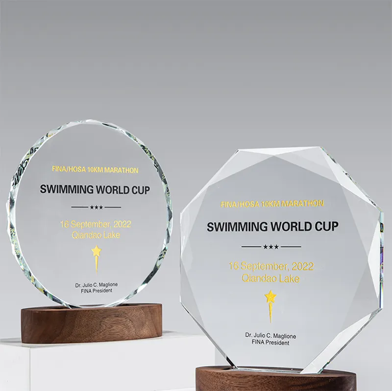 Новые инновации, награда чемпиона с индивидуальным логотипом, изысканное качество изготовления, хрустальный стеклянный трофей с базой для продажи