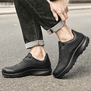 Zapatillas informales de piel de vaca pura para hombre hechas a mano con servicio de logotipo personalizado de fábrica - Product Image 6