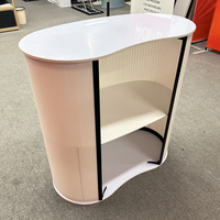 Comptoir pop-up en PP relevable à LED pour salon professionnel, logo personnalisé, sur pied, promotion, exposition, table de réception pliable