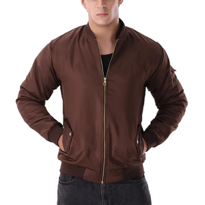 Chaqueta bomber clásica para hombre con puños y tela de mezcla de algodón y nailon para un uso casual versátil y transicional de temporada. - Product Image 3