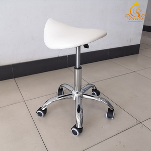 Chaise et tabouret de toilettage pour animaux de compagnie en caoutchouc écologique EUR PET pour chiens et chats, utilisation en salon de beauté pour les salons de toilettage - Product Image 5