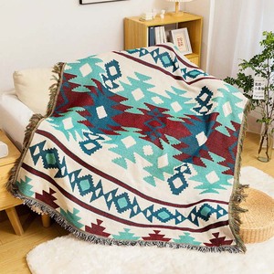 Motif floral doux <span class=keywords><strong>coton</strong></span> <span class=keywords><strong>couvre</strong></span>-<span class=keywords><strong>lit</strong></span> 100% Polyester tissé tapisserie pour <span class=keywords><strong>couvre</strong></span>-<span class=keywords><strong>lit</strong></span> tapis de sol canapé décoration <span class=keywords><strong>pique</strong></span>-nique jeter couverture - Product Image 3