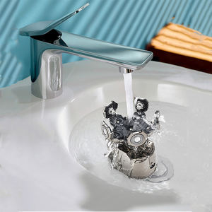 Logo personalizado 6 en 1 <span class=keywords><strong>afeitadora</strong></span> Kit DE ASEO tamaño de bolsillo lavable cráneo eléctrico impermeable hombres barba maquinilla de afeitar - Product Image 5