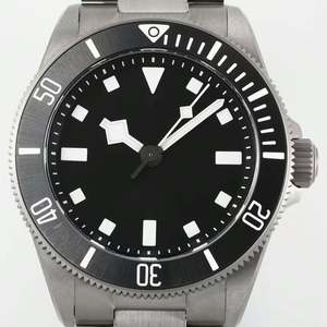 นาฬิกาดำน้ำอัตโนมัติสแตนเลสสตีล กระจกแซฟไฟร์ กันน้ำ 30 บาร์ สปอร์ต หรูหรา สำหรับทุกเพศ - Product Image 1