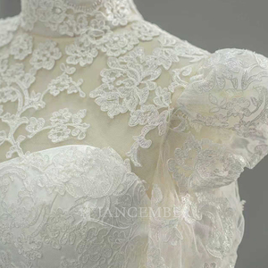 Robe de mariée SFY349 moderne et classique à col montant, broderie en dentelle, manches longues, appliques florales en cristal, traîne chapelle - Product Image 5
