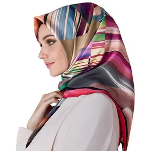 Calidad envío últimos diseños Hijab de la impresión de flor de gasa bufanda de seda para el calentamiento