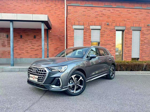 YK MOTORS <span class=keywords><strong>Audi</strong></span> Q3 30 TFSI <span class=keywords><strong>SUV</strong></span> 2022 Usado, Motor Turbo de Gasolina y Gas, Tracción en las Cuatro Ruedas, Volante a la Izquierda, Asientos de Cuero, Interior Oscuro, en Venta - Product Image 3