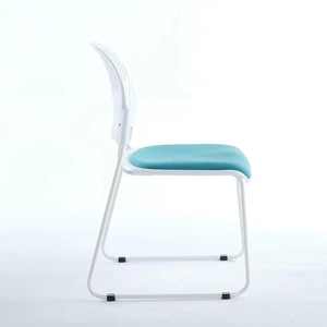 Alta calidad moderno de lujo ejecutivo visitante sala de espera PP plástico nórdico hogar Oficina invitado <span class=keywords><strong>escritorio</strong></span> <span class=keywords><strong>silla</strong></span> sin <span class=keywords><strong>ruedas</strong></span> para la venta - Product Image 3