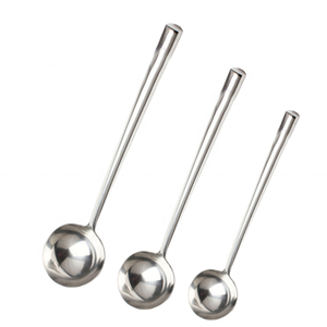 Cucharón de sopa grande de acero inoxidable con mango largo de 28-40 pulgadas, herramienta para Cocinar en casa, apto para lavavajillas - Product Image 1