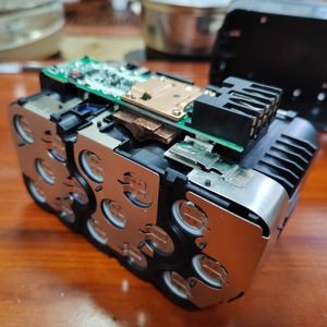 Precio de fábrica Milwauke M18 18V 12.0AH Hoja de níquel Placa de níquel 15 celdas 21700 Cubierta de plástico 15.0AH Bms PCB 40V BL4040 BL1021B - Product Image 5