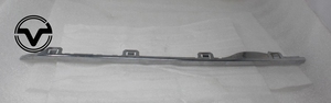 Modanatura sottoporta cromata OEM per Model S, sinistra (LH) 1024575-00-G 1024575-00-E, destra (RH) 1025042-00-G 1025042-00-E - Product Image 3
