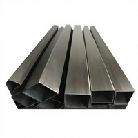 Tube carré en acier inoxydable 304/316/316L perforé 30x30mm sans soudure anti-corrosion durable pour appartement parc allée